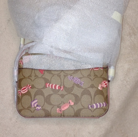 COACH 🇺🇲Mini Camera Bag in Signature Canvas with Candy Print💖 - Picture 11 of 12